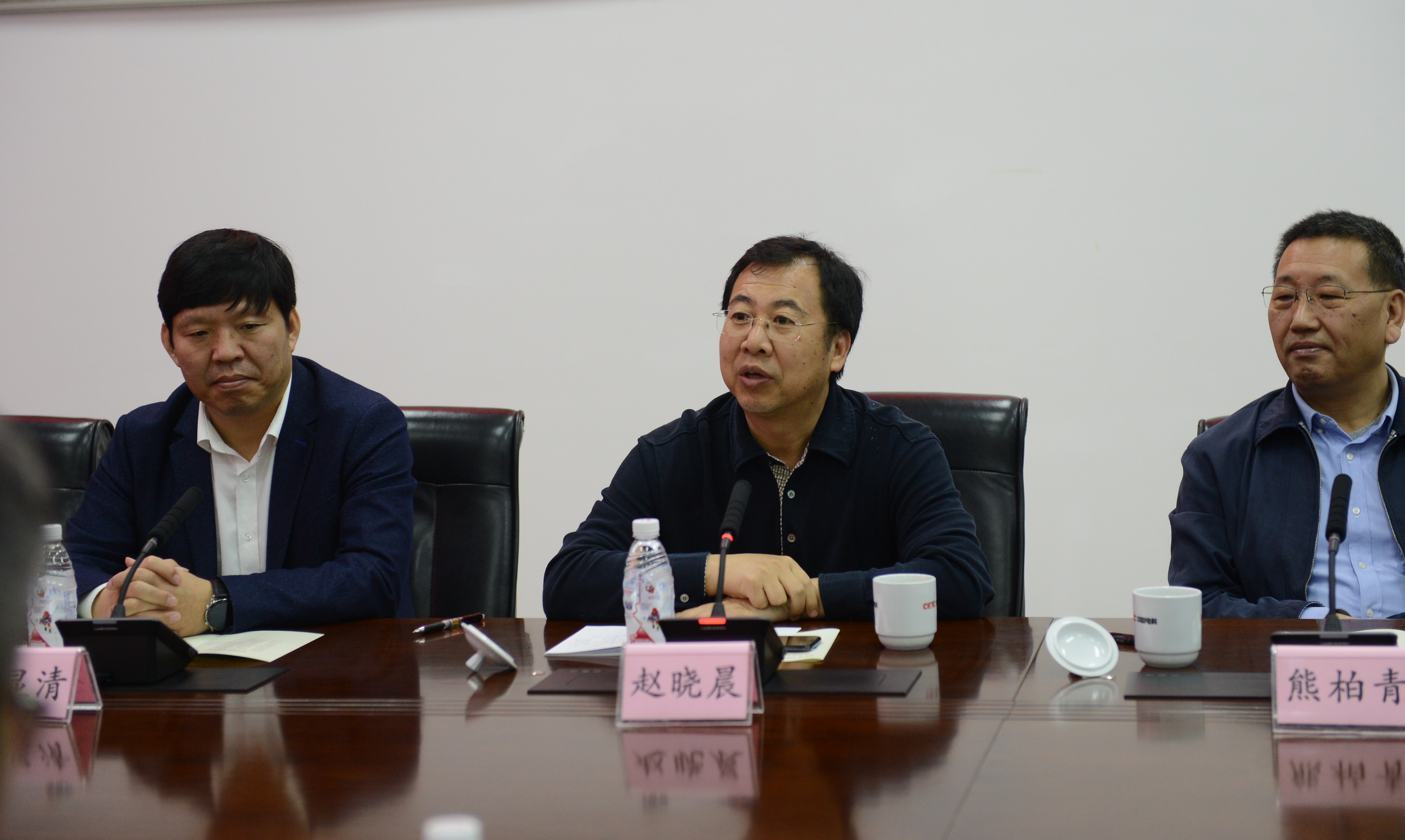 有研集團(tuán)黨委書記、董事長(zhǎng)趙曉晨一行走訪中國電科29所