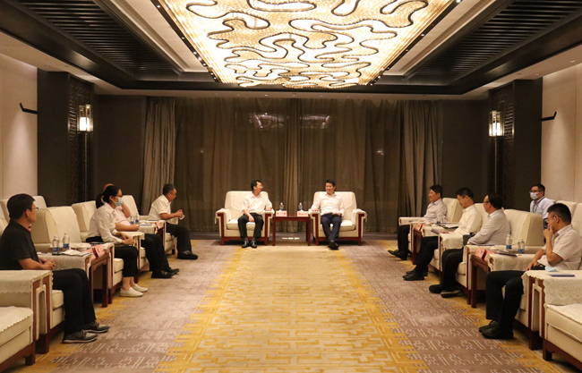 有研集團(tuán)黨委書記、董事長(zhǎng)趙曉晨拜訪安徽省委常委、副省長(zhǎng)張紅文